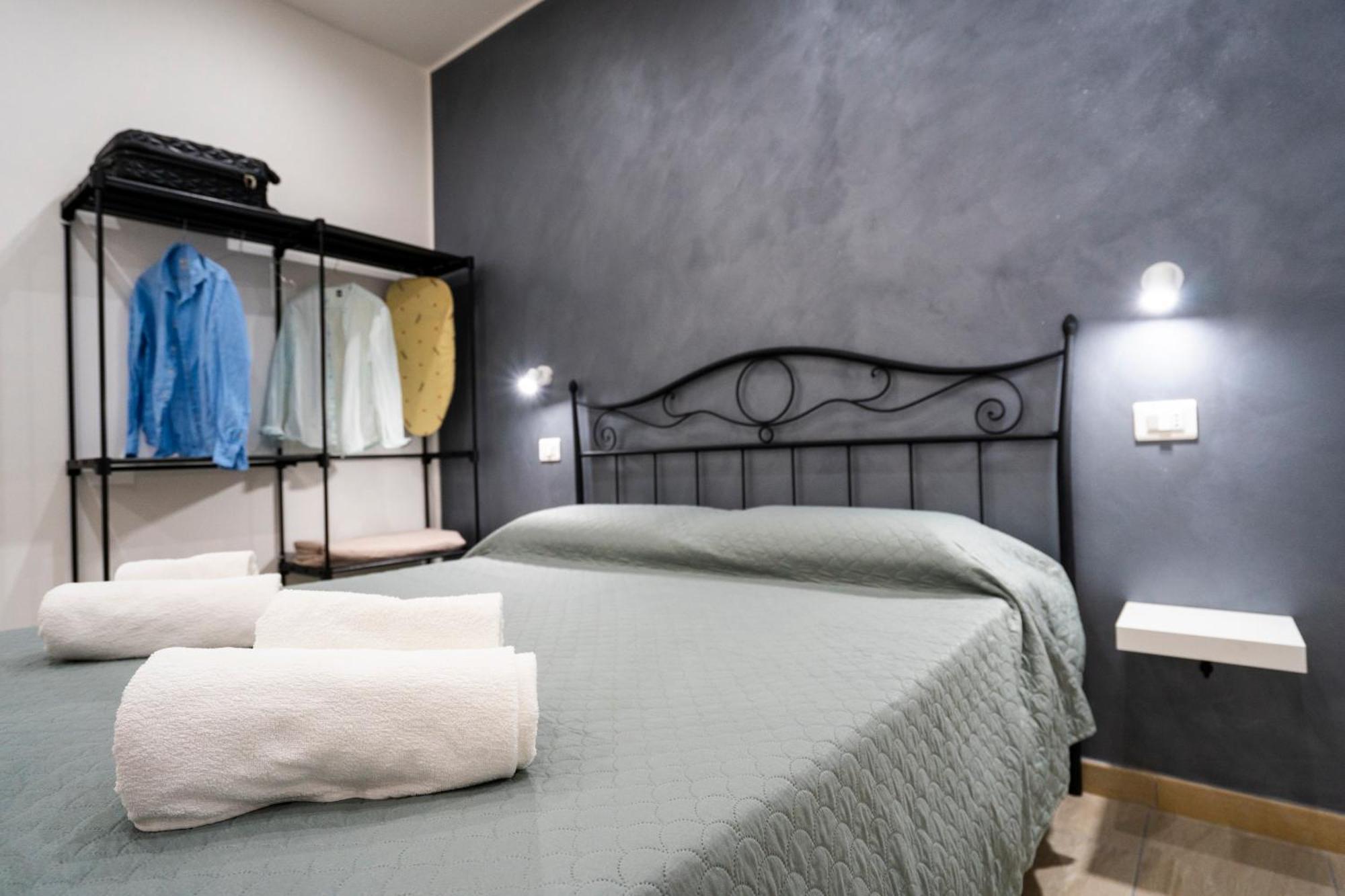 Saverio'S Apartment Тропея Экстерьер фото