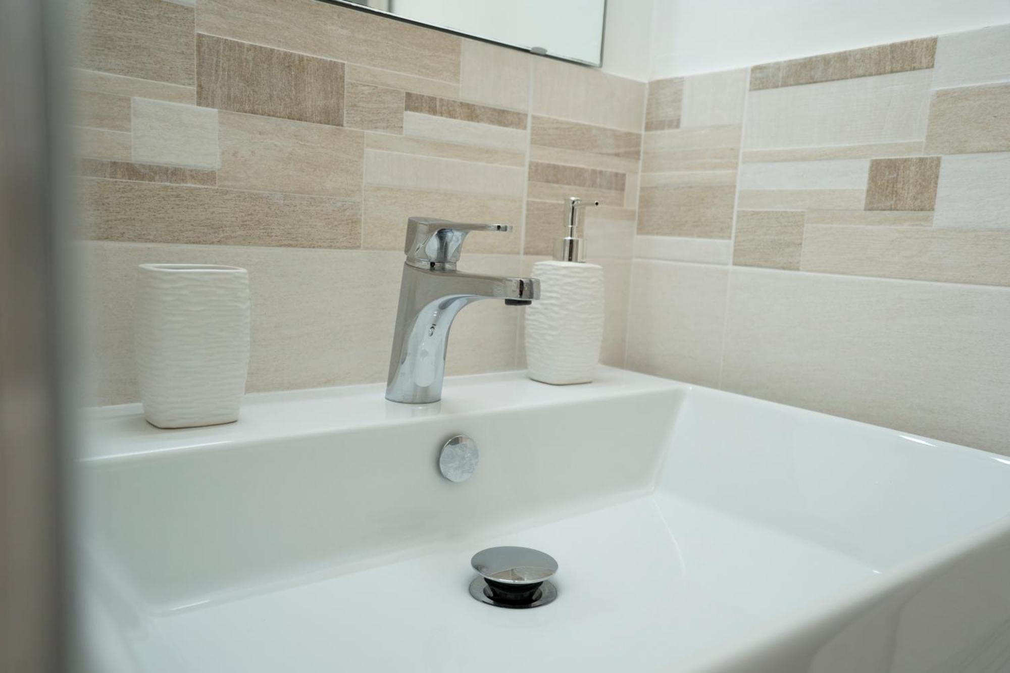 Saverio'S Apartment Тропея Экстерьер фото