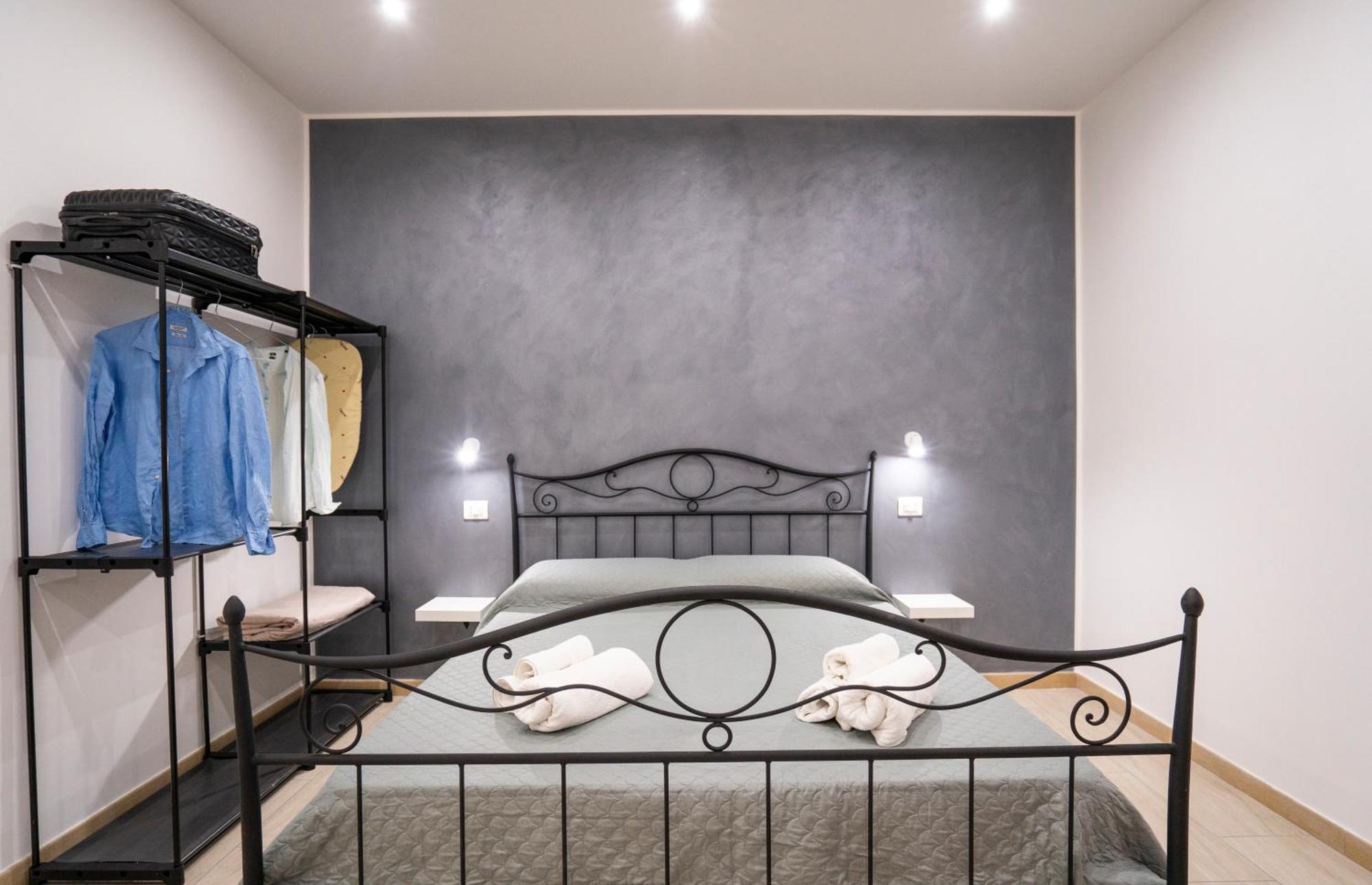Saverio'S Apartment Тропея Экстерьер фото